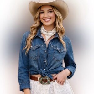 Lawman Western Women’s Embellished Denim Button Up Cowgirl Rodeo Shirt Size M